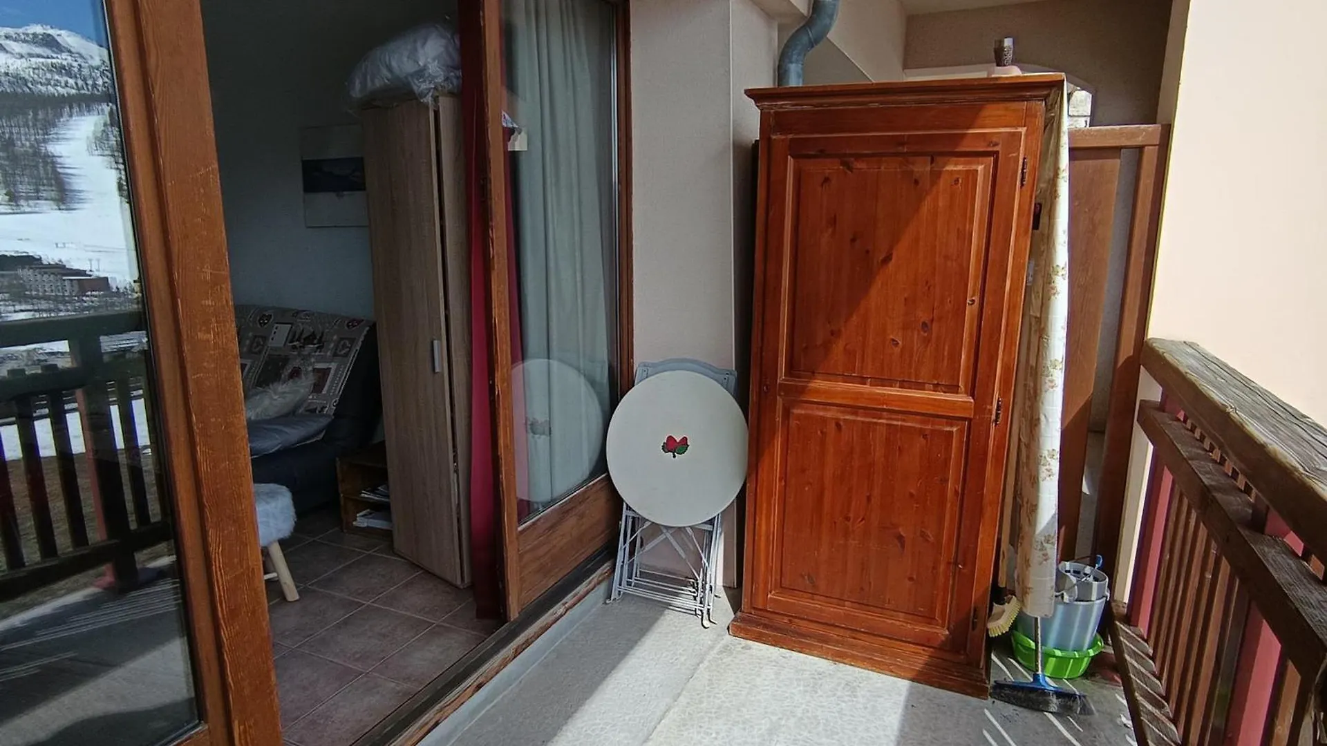 Apartment Studio 4 Pers Sud Avec Balcon, Parking Et Animaux Acceptes - Fr-1-445-206 Montgenevre
